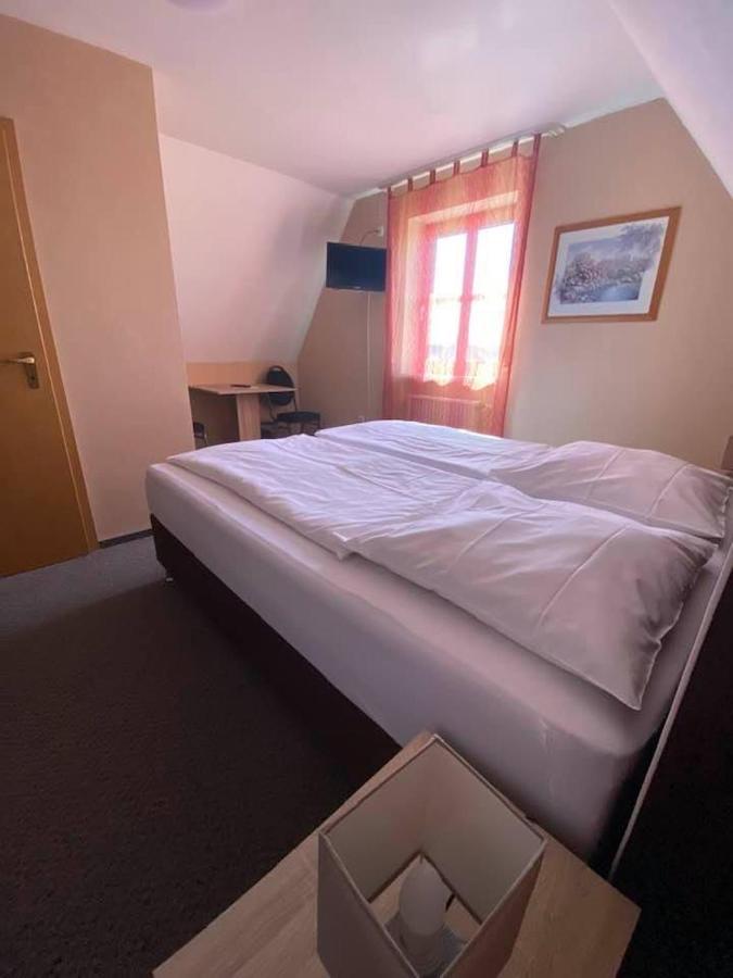 רוטנבורג אוב דר טאובר Hotel-Gasthof "Alter Ritter" מראה חיצוני תמונה