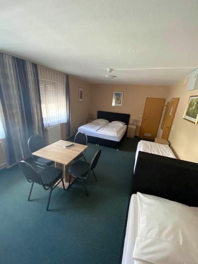 רוטנבורג אוב דר טאובר Hotel-Gasthof "Alter Ritter" מראה חיצוני תמונה