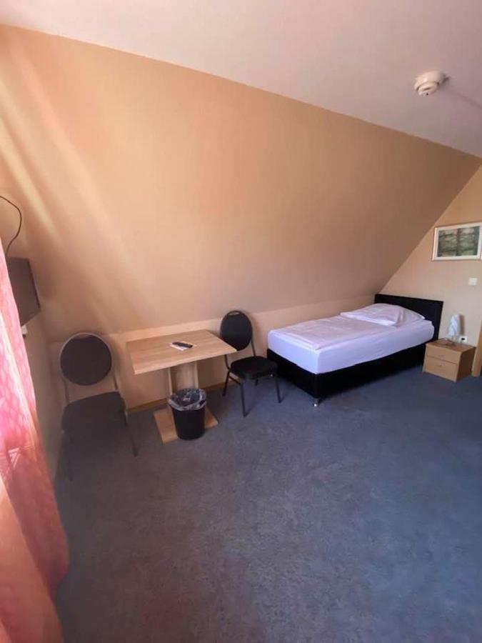 רוטנבורג אוב דר טאובר Hotel-Gasthof "Alter Ritter" מראה חיצוני תמונה