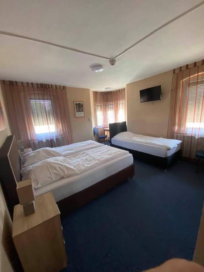 רוטנבורג אוב דר טאובר Hotel-Gasthof "Alter Ritter" מראה חיצוני תמונה