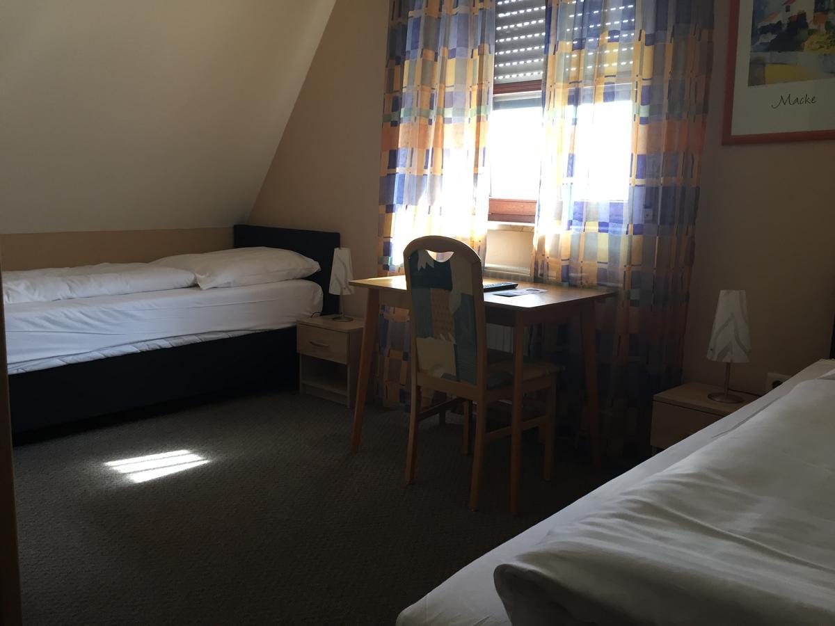 רוטנבורג אוב דר טאובר Hotel-Gasthof "Alter Ritter" מראה חיצוני תמונה